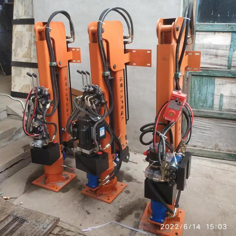 丰镇市重汽蓝牌随车吊 3.2吨 国六动力强 液压驱动 农用自卸起重机